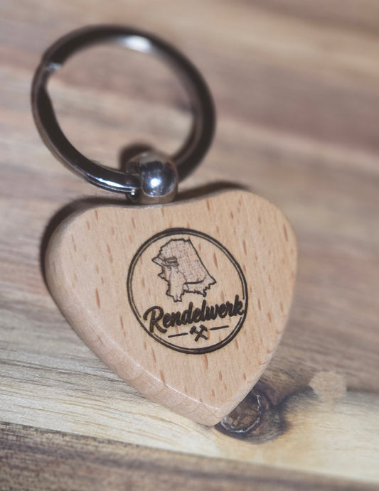 Personalisierter Schlüsselanhänger aus Holz mit individueller Gravur